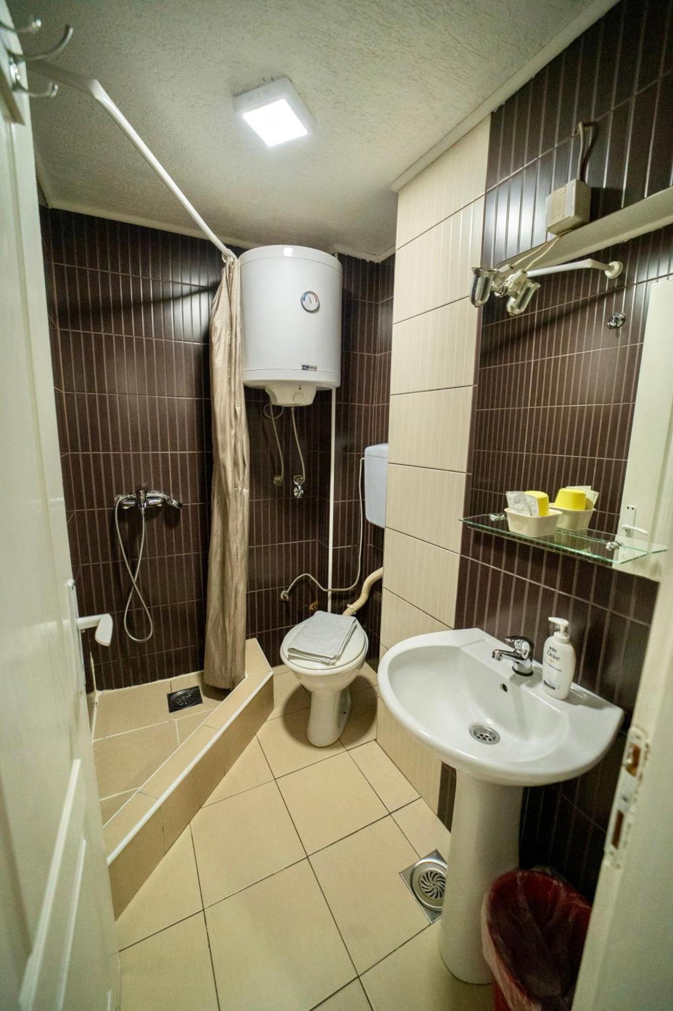 Apartmani Aleksandra U Centru Grada Kragujevac Eksteriør billede